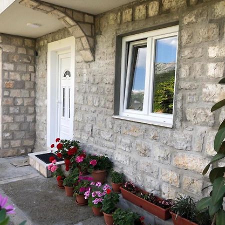 Apartments Todorovic Tivat Exterior foto